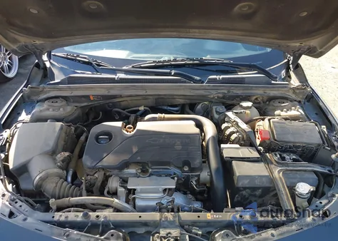 2018 Chevrolet Malibu Lt z USA, uszkodzony, nr VIN 1G1ZD5ST4JF138874